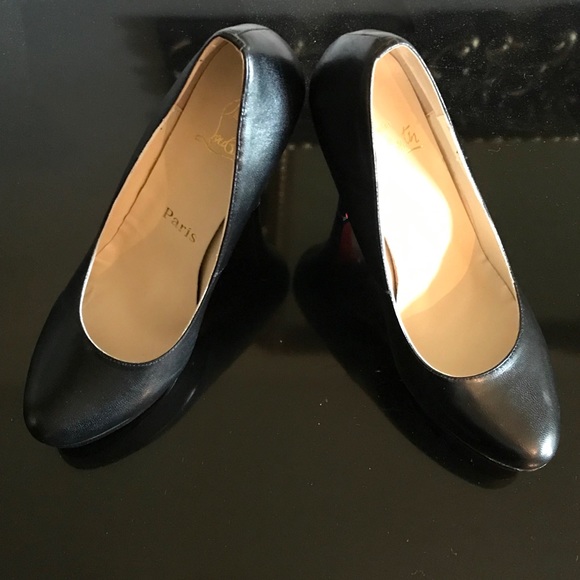 🤩👠 Christian Louboutin Pumps - Picture 3 of 7